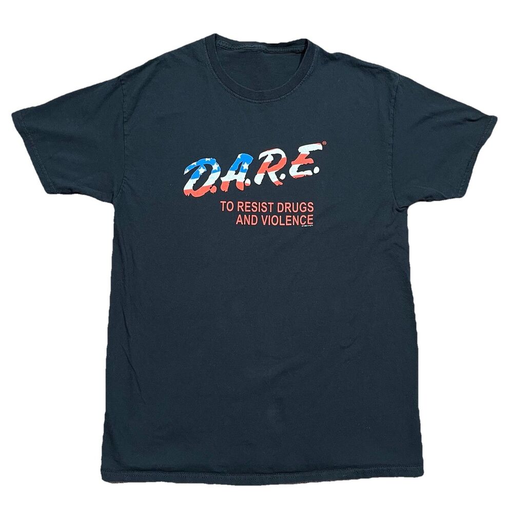 DARE To Resist Drugs Violence Graphic T-Shirt Black USA Flag Logo Small